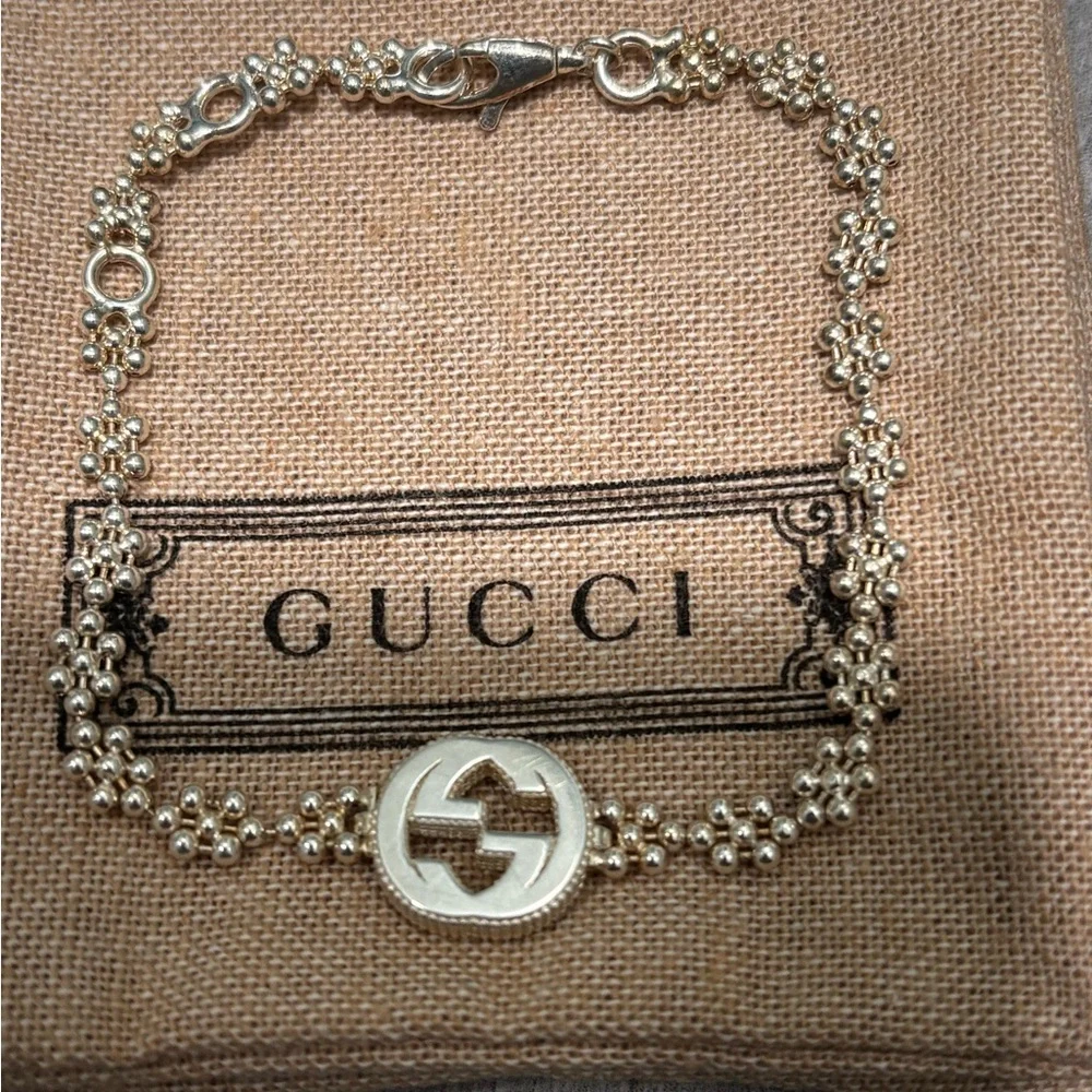 Gucci Bracelet - Picture 1 of 7